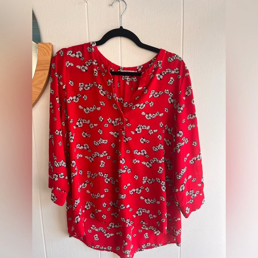 Red button down - Picture 1 of 4